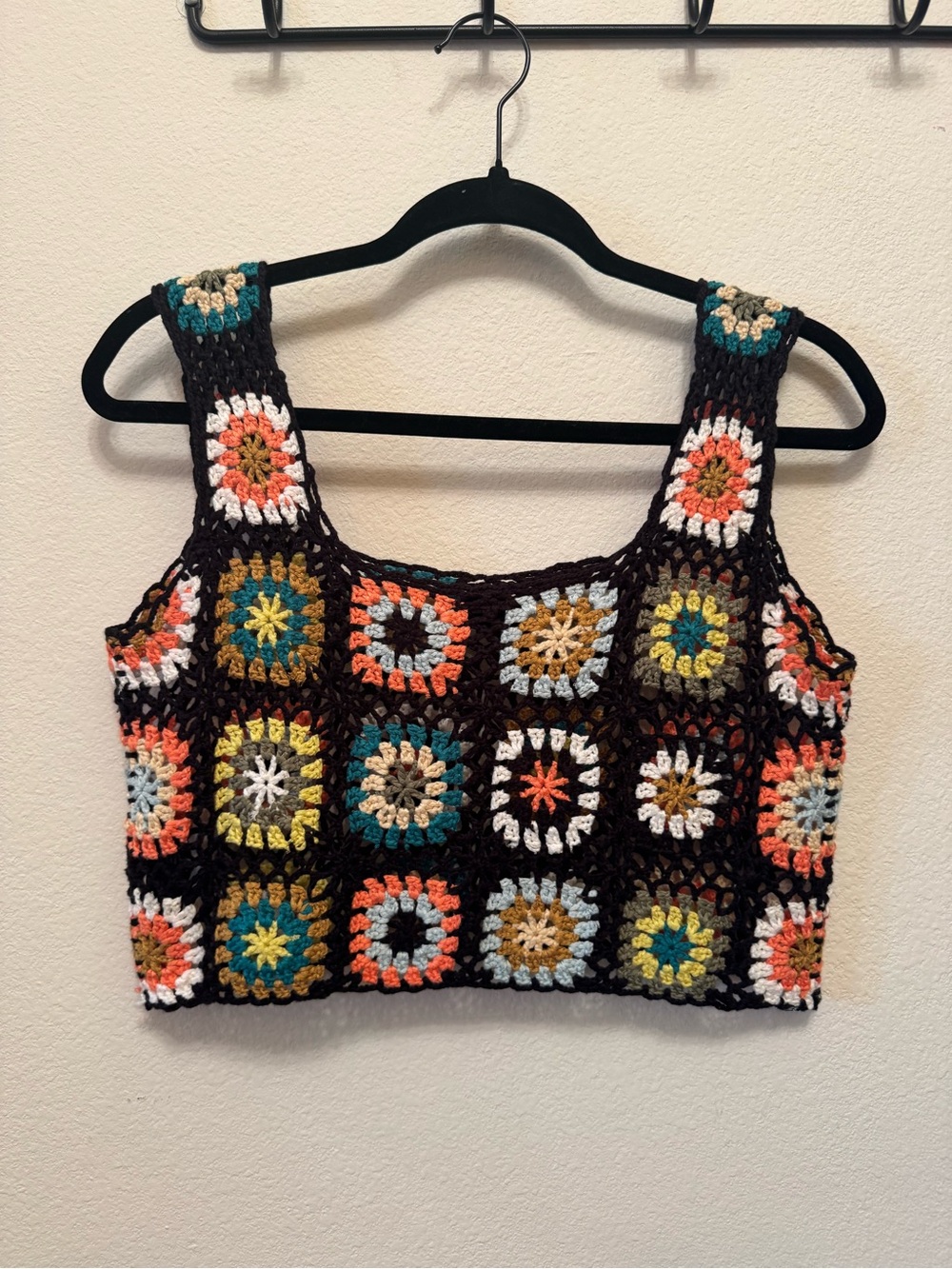 IJOAH Floral Crochet Crop Top MEDIUM